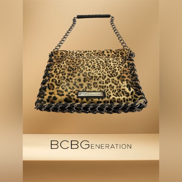 🛍️SALE🛍️ BCBGeneration Leopard Print Chain Envelope Bag - Picture 5 of 9